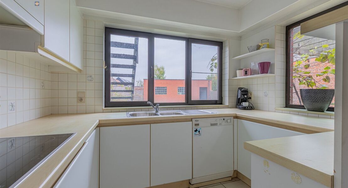 Gemengd gebouw te koop in SINT-AMANDS