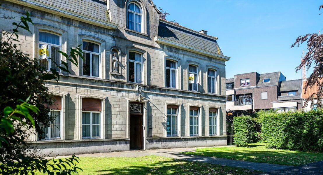 Huis te koop in IZEGEM
