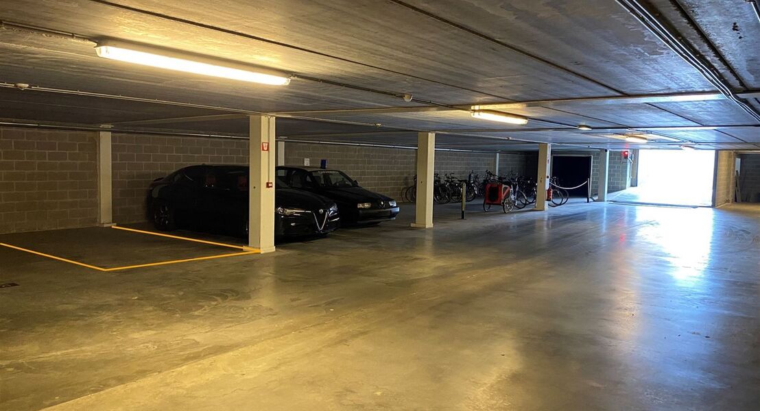 Parking/Garagebox te koop in WILLEBROEK